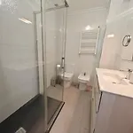 Garaje, A Solo Unos Minutos Del Centro De Vigo