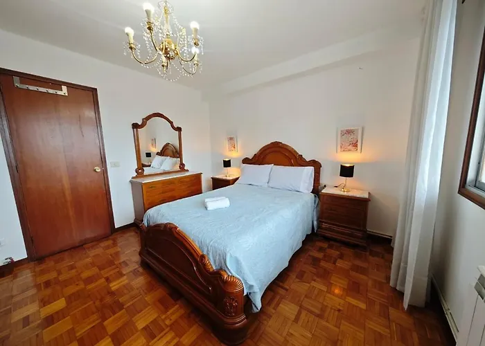 Garaje, A Solo Unos Minutos Del Centro De Vigo