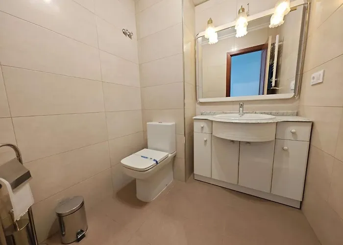 Garaje, A Solo Unos Minutos Del Centro De * Vigo